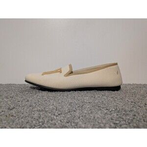 Vivaia The Flat Round Toe Slip On Loafer Shoes Womens Size 38.5 US 7.5 Cream